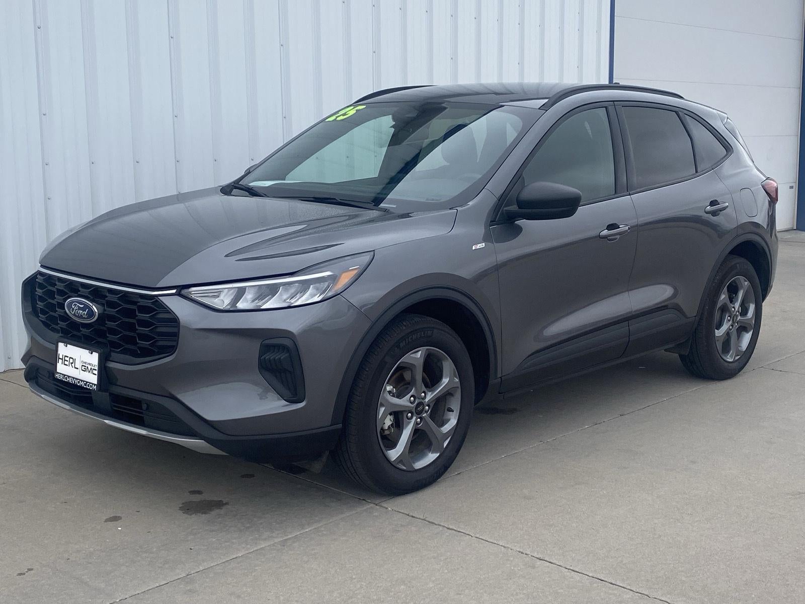 2025 Ford Escape ST-Line in Other — front three-quarter view