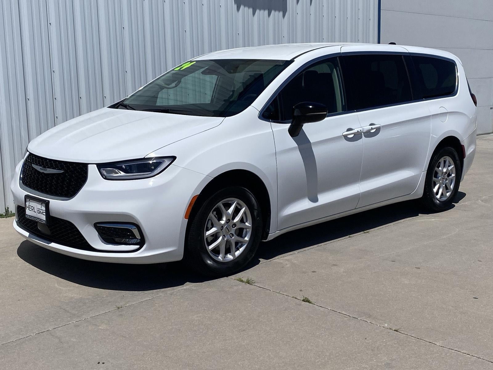 2024 Chrysler Pacifica Touring L in Other — front three-quarter view