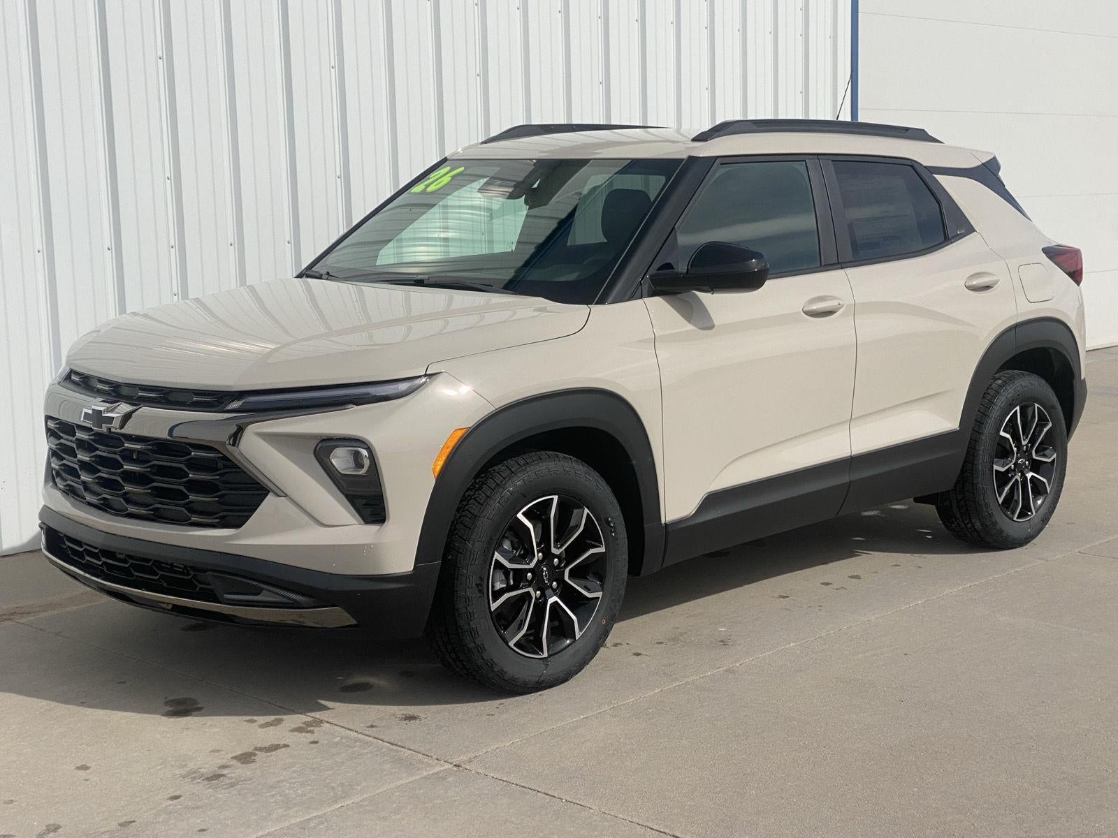 2026 Chevrolet Trailblazer ACTIV in White Sands — front three-quarter view